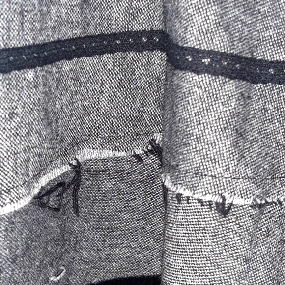 Y2K Stunning Grey & Black Midi Skirt - Picture 7 of 12